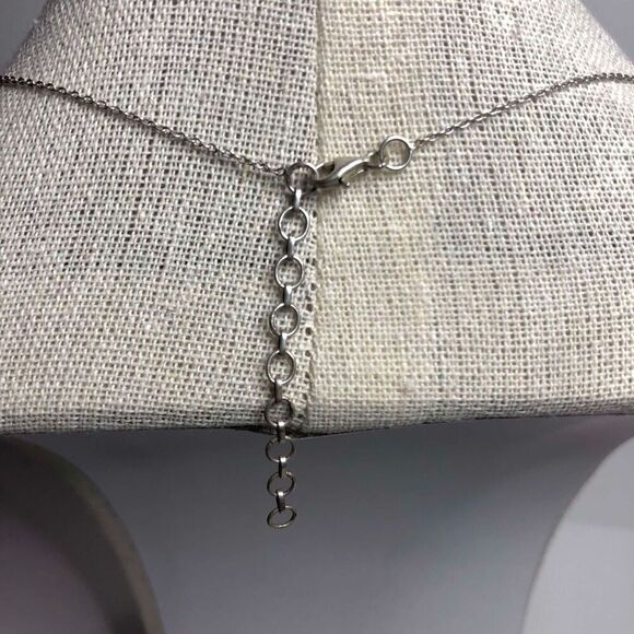 873  925 sterling silver chalcedony faceted teardrop necklace 17-19" Chain - Picture 3 of 3